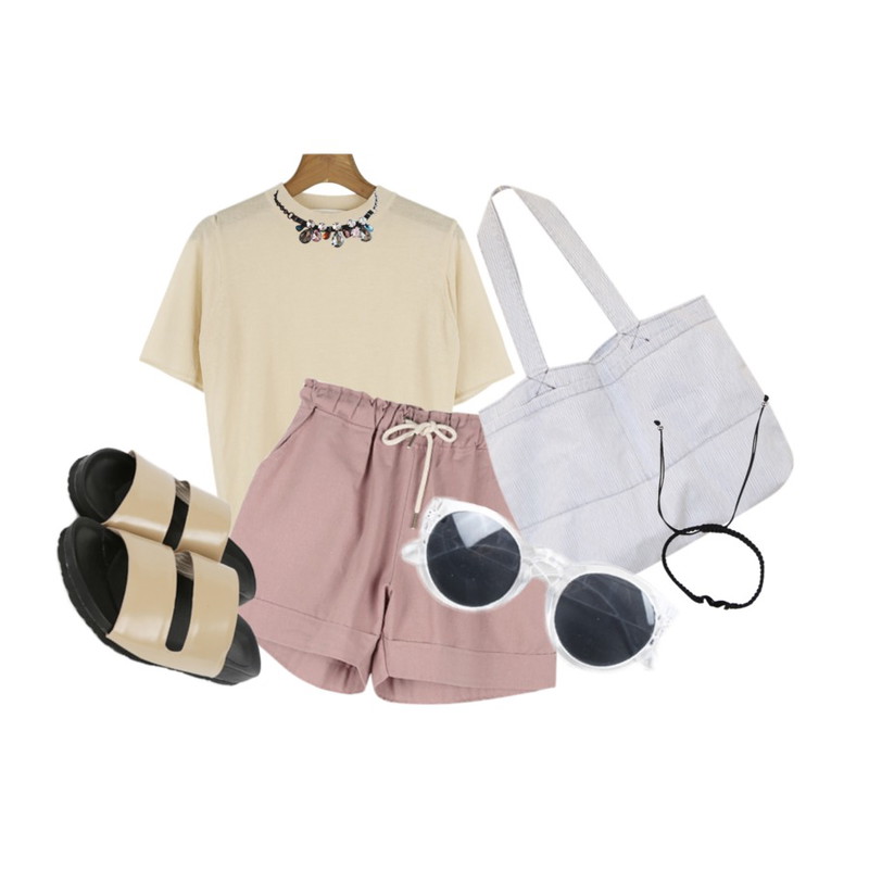 daily monday See-through short sleeve knit top,FAPEKO 마린데님,bag,daily monday Quality-Linen short pants[린넨,숏팬츠,반바지,팬츠,바지]등을 매치한 코디