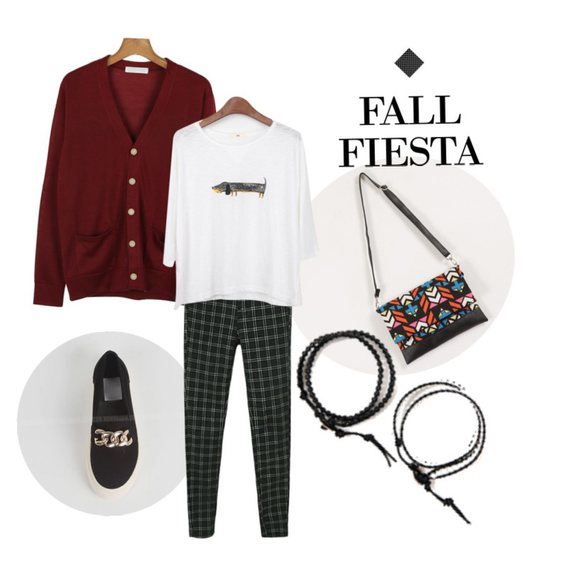 daily monday June season cardigan,YOU & ME 클로젯클러치,MONOBARBIE [RL0641] 페일리Black 2.5cm등을 매치한 코디