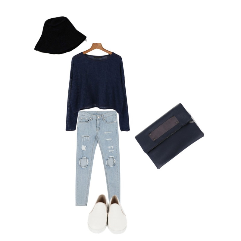 daily monday Knit witch hat (3colors),daily monday See through loose fit knit,daily monday Vintage ice denim pants등을 매치한 코디