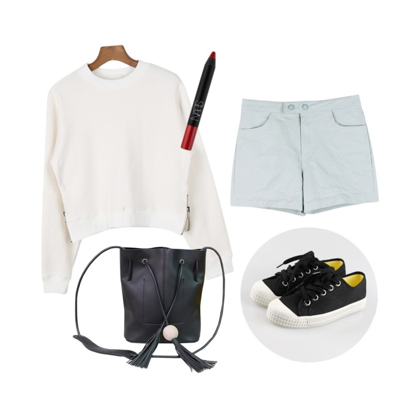 daily monday two button cotton short[반바지,숏팬츠,3부바지,면바지,하이웨스트,투버튼],daily monday Classy zipper man-to-man[맨투맨,지퍼맨투맨,여자맨투맨,가을맨투맨,긴팔,여자긴팔],daily monday Basic converse shoes[베이직슈즈,운동화,컨버스슈즈,]등을 매치한 코디
