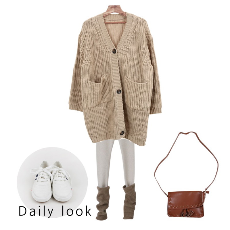 Rough & Detail leg warmer, leggings,daily monday Super colors sneakers,Zemma World Pocket long cardigan이런가격에 만나기 쉽지않은 가디건걸치기만해도 멋스러운 데일리룩완성!등을 매치한 코디