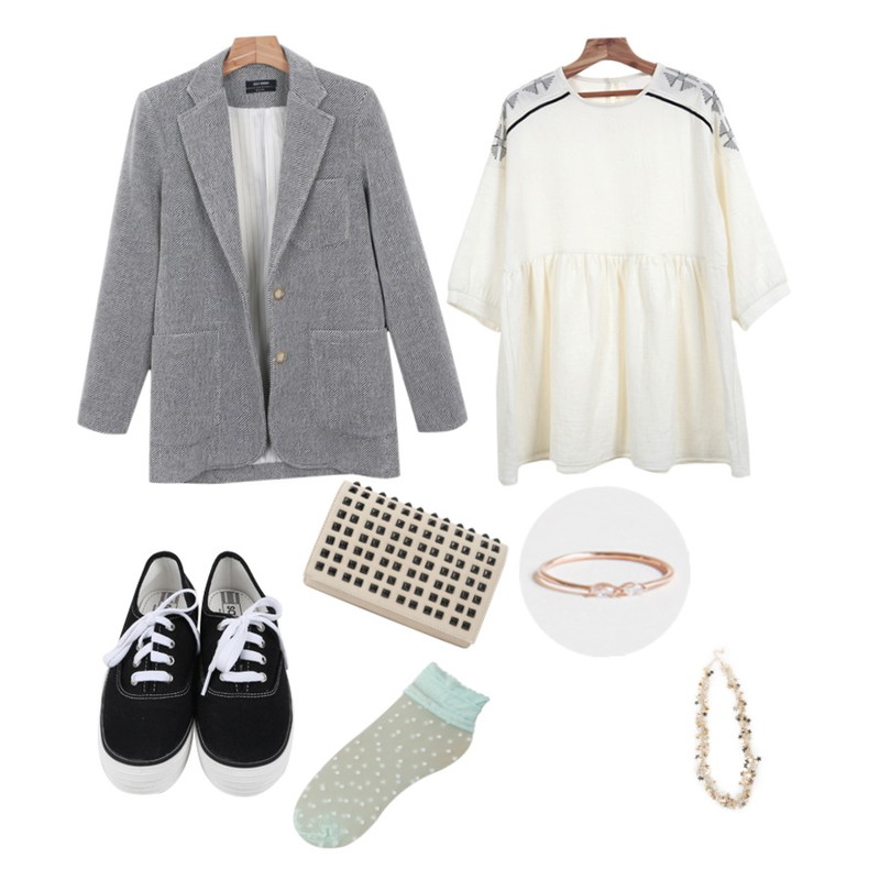 daily monday All day basic sneakers,Zemma World Candle onepiece에스닉무드 원피스♥소재자체의 자연스럽고 네츄럴함!,daily monday Daily vintage cotton jacket등을 매치한 코디
