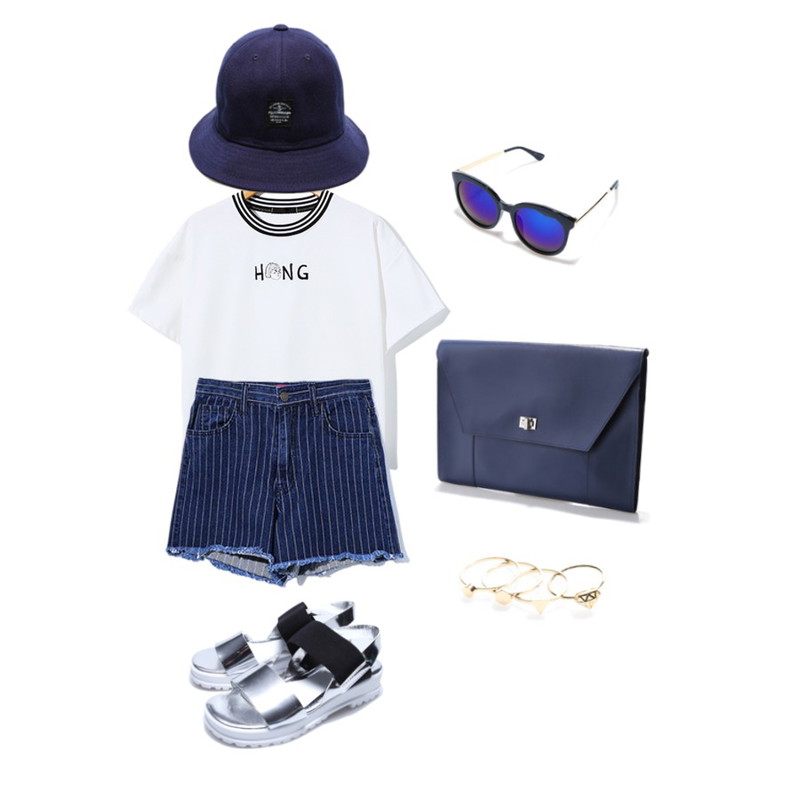 Reine Agnes Layered Ring,Reine Octave Banding Sandal,Reine Hong Sister Tee등을 매치한 코디