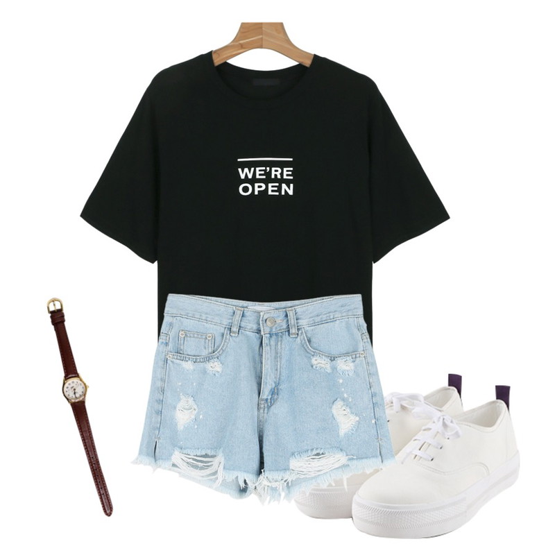 daily monday Comfortable basic sneakers,Rough & Detail Casio dolphin, watch_chocolate brown,daily monday Open round tee등을 매치한 코디