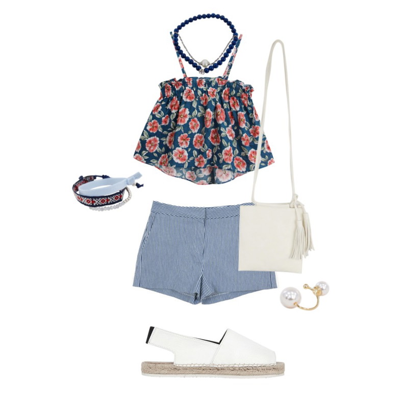 Zemma World 바리스타 (pt),AIN straw point white sandal,TODAY ME [sleeveless]책 플라워 나시등을 매치한 코디