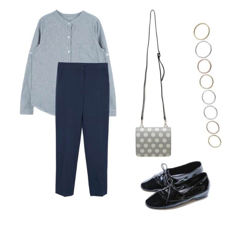Reine Brief Ribbon Flat Shoes,MIXXMIX 티니 스트라이프 블라우스,daily monday Basic long slacks등을 매치한 코디