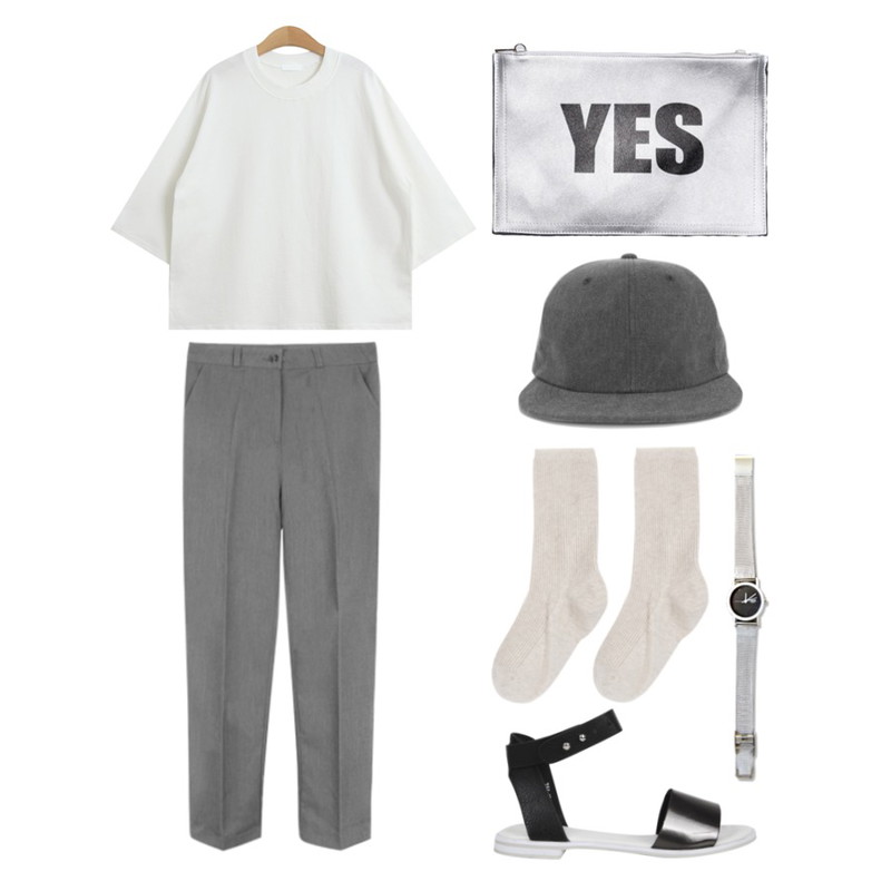 Reine I Say Yes Bag,TODAY ME [tee]레일 티,MIXXMIX 데이 베이직 컬러 슬랙스등을 매치한 코디
