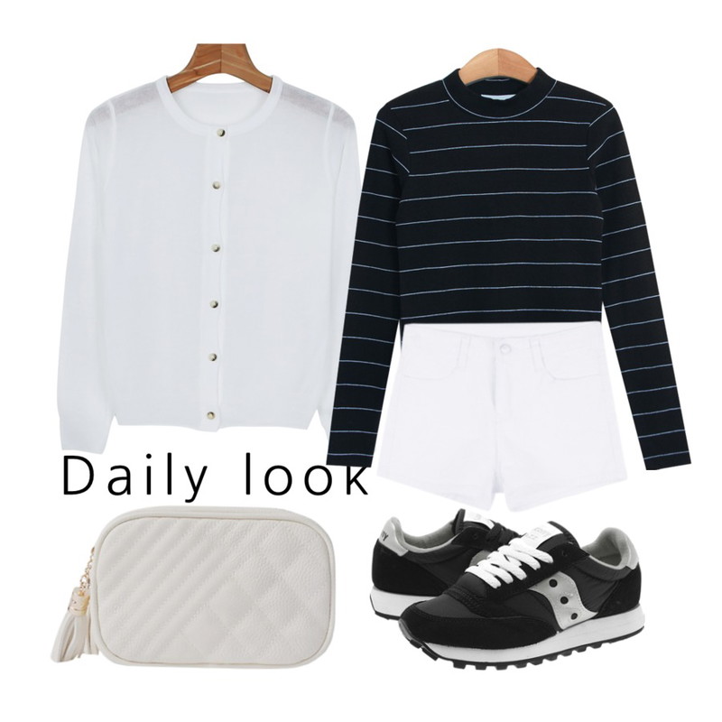 daily monday Basic silm cardigan,MIND ME 테슬 미니백 (2color),Player 써코니 재즈 오리지널 검은 (W JAZZ ORIGINAL BLK/SIL)등을 매치한 코디