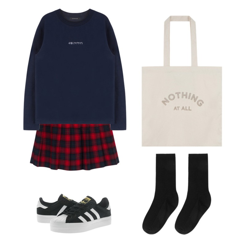 MIXXMIX HASOxford eco bag,MIXXMIX HIDE AND SEEK사랑(ラブラブ),MIXXMIX 메리 체크 테니스 스커트등을 매치한 코디
