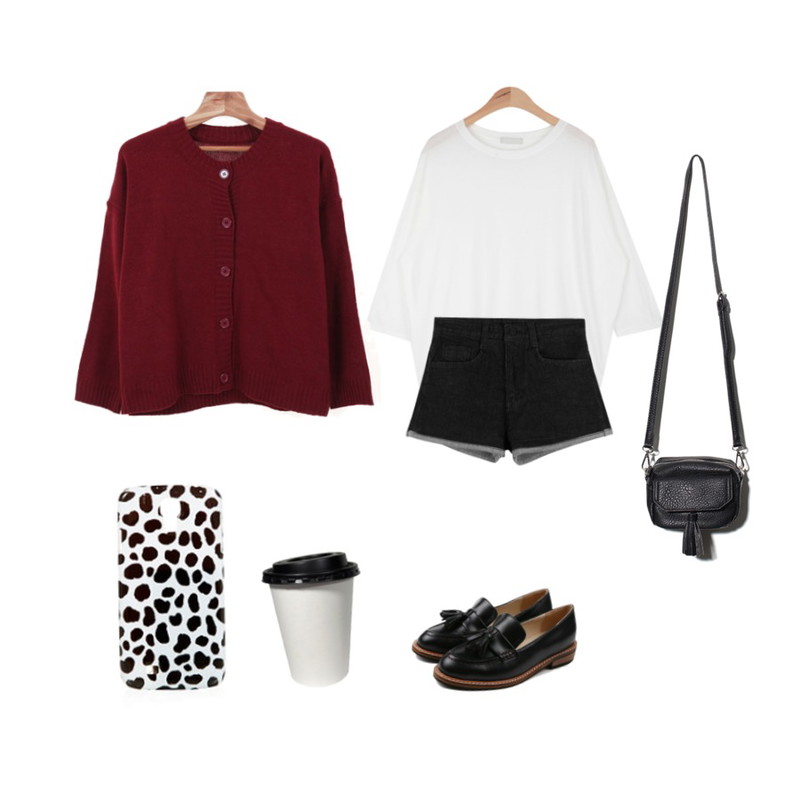 daily monday Classic slim tassel loafer9/9 입고예정,MIXXMIX 519 데님 롤업 숏츠,AIN easy cotton 9 T (4 colors)등을 매치한 코디
