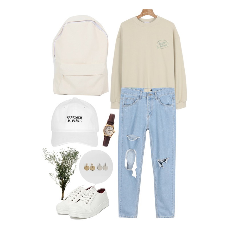 DORA 모모스니커즈,daily monday Big damage point denim,daily monday Speech bubble man to man등을 매치한 코디