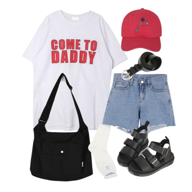 DORA 컴투대디T,daily monday Pocket casual bag,BANHALA 바이얌 팬츠등을 매치한 코디