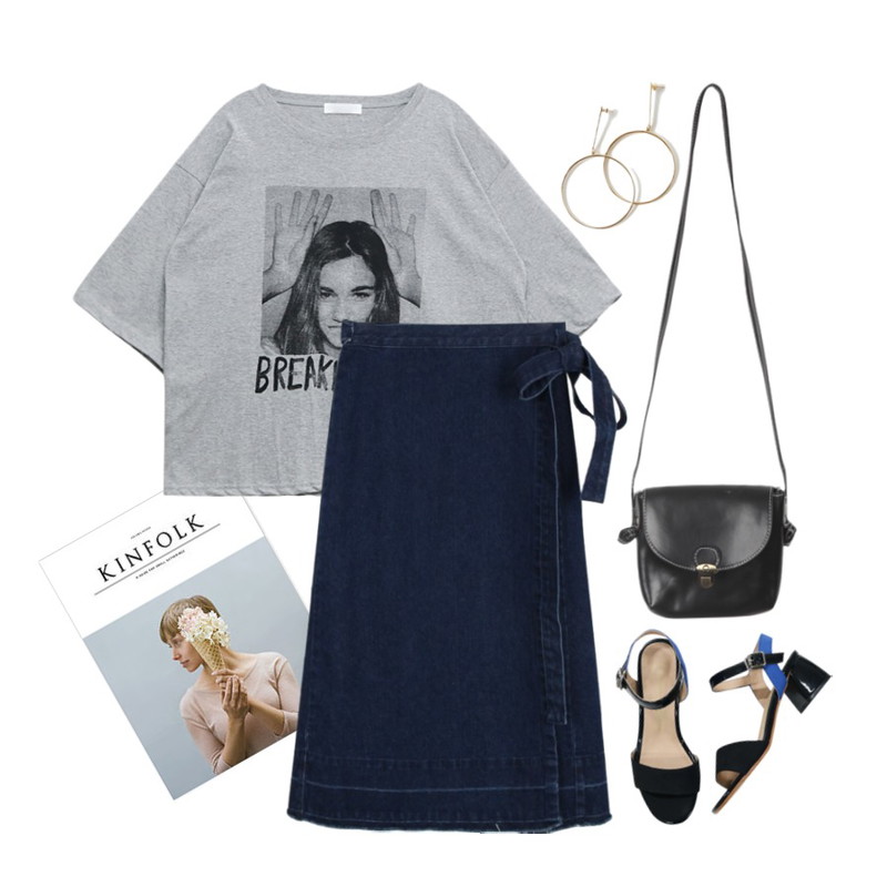 kinfolk,NEW NEED NOW 루즈걸 반팔티(2color),daily monday Denim wrap skirt7/18 입고예정등을 매치한 코디