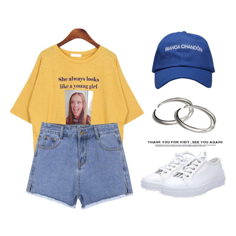 DORA 블랑카얀마볼캡,Dailyco Young girl-t,biznshoe Slit cutting denim shorts (2color)등을 매치한 코디
