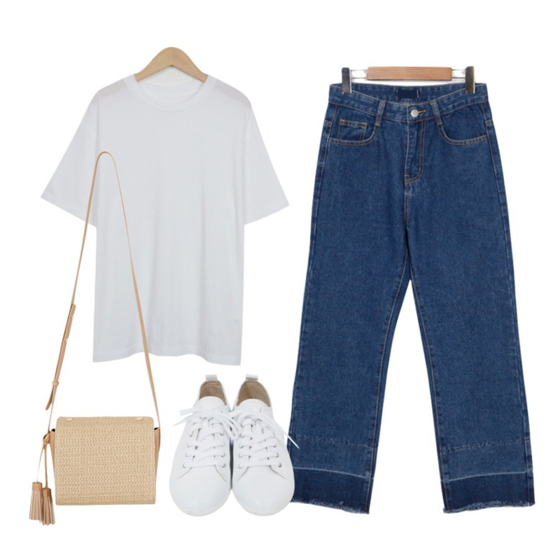 From Beginning Tennis plat sneakers_P (size : 230,235,240,245,250),From Beginning Point damage denim pants_B (size : S,M,L),From Beginning Fresh basic round T_K (size : free)등을 매치한 코디