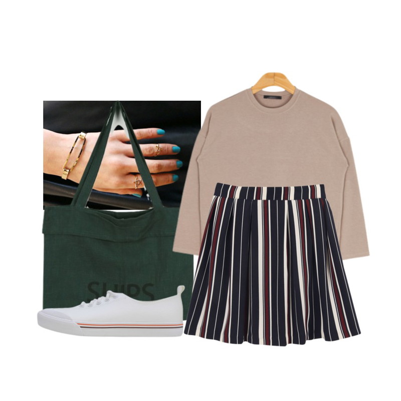 daily monday Star 2set Ring (3colors),daily monday Ships linen bag,BULLANG GIRL 디폴트베이직T<5%할인> 13000원등을 매치한 코디