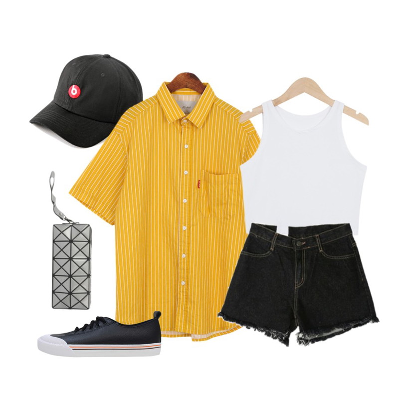 Dailyco [couple]보이핏반팔남방-nb,Reine 브리어 심플 포인트 캡,From Beginning Bam cotton crop top_Y (size : free)등을 매치한 코디