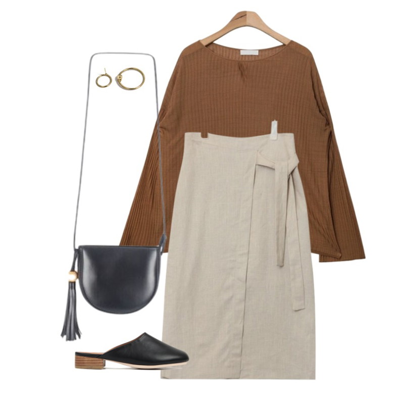 MIXXMIX 태슬 우드 미니백,AIN linen wrap midi skirt,AIN loose fit long knit (4 colors)등을 매치한 코디