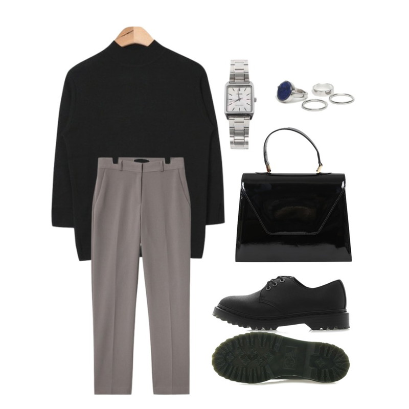 Player 닥터마틴 임마뉴엘 3홀 블랙 (DR.MARTENS IMMANUEL BLK),AIN slim fit formal slacks (2 colors),AIN half-neck sleeve silt knit (6 colors)등을 매치한 코디