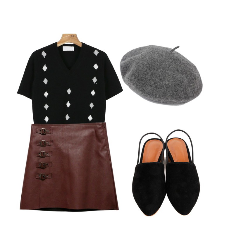 SOMEDAYS 레더벨트sk(2color),From Beginning Wooden sweat slingback_Y (size : 230,235,240,245,250),daily monday Diamond pattern knit등을 매치한 코디
