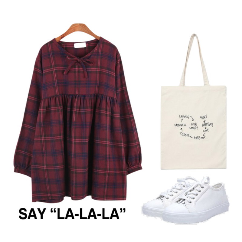 DORA 비브쿤슈즈,BANHALA 윈터체크 원피스,AIN FRESH A sentiment eco bag등을 매치한 코디