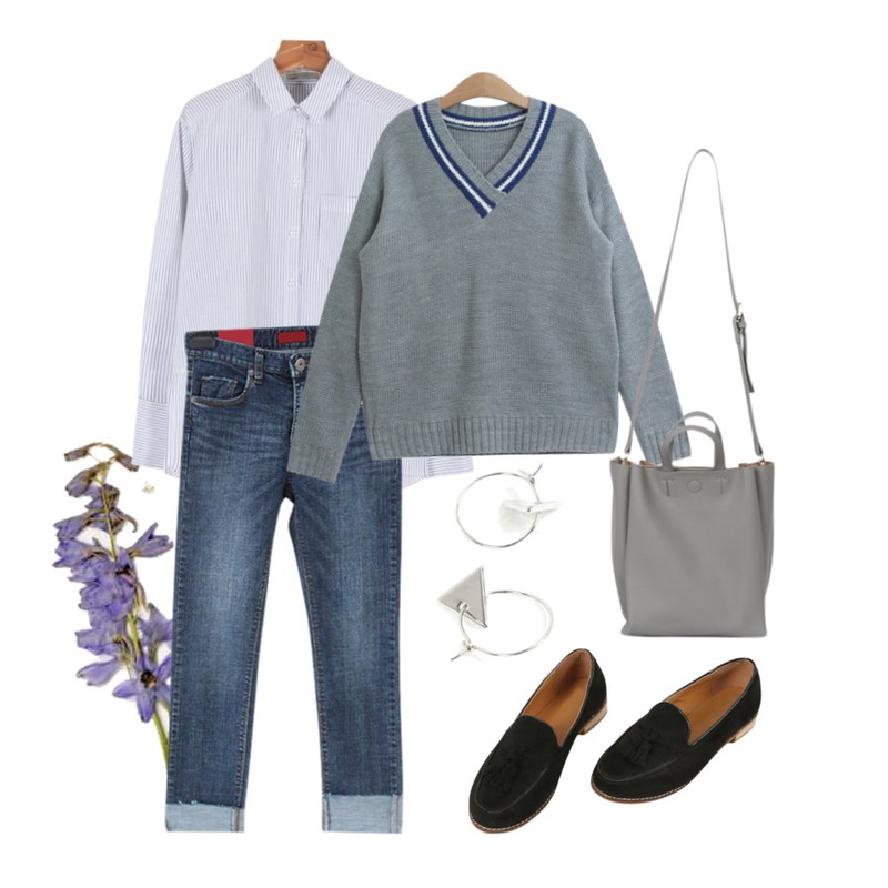 driedflower,MIND ME 스트레이트핏 롤업 데님팬츠,daily monday Unbal point stripe shirt등을 매치한 코디