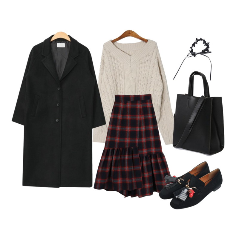 Monobabie [RL1891] 체닌1cm,SOMEDAYS 브이 꽈배기니트(3color),daily monday Unbal check long skirt등을 매치한 코디