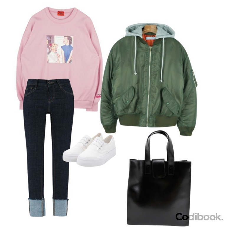 daily monday Hooded blouson,MIXXMIX 9038 기모 롤업 데님팬츠,MIXXMIX 시스터즈 스웨트 셔츠등을 매치한 코디