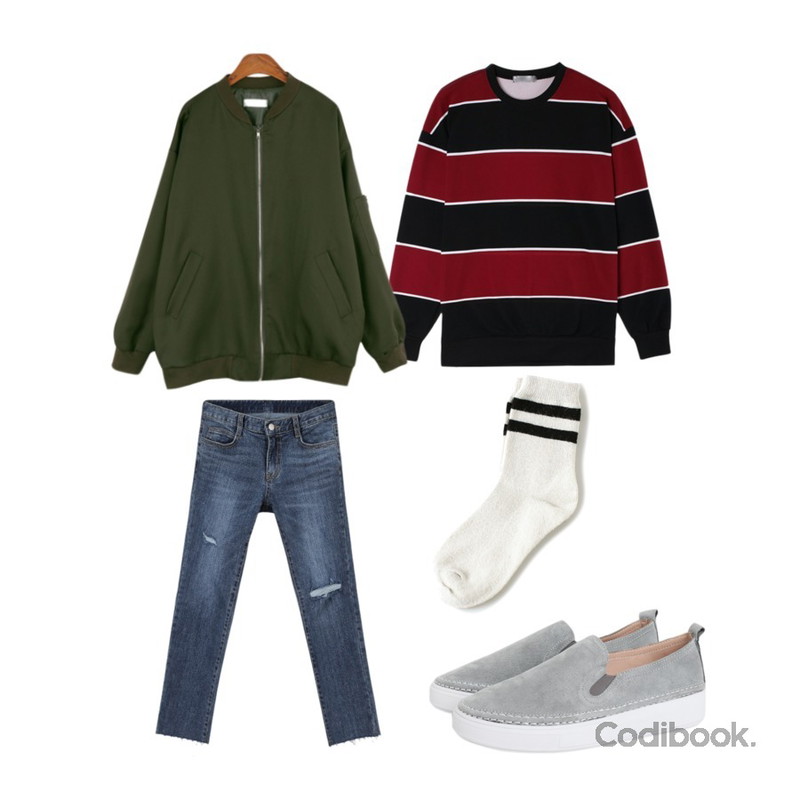 LINDA GIRLS 위시 엠보 맨투맨 (4color),BANHALA 팡팡 항공점퍼,MINIBBONG 타피 데미지 일자팬츠 (빈티지한 무드의 데미지 중청팬츠)등을 매치한 코디