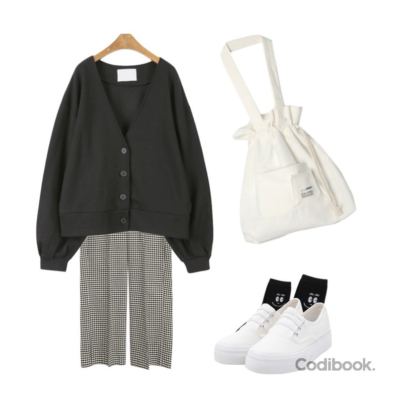 LINDA GIRLS 바바파파 삭스 (4color),common unique [BOTTOM] COTTON MINIMAL CHECK SLACKS 등을 매치한 코디
