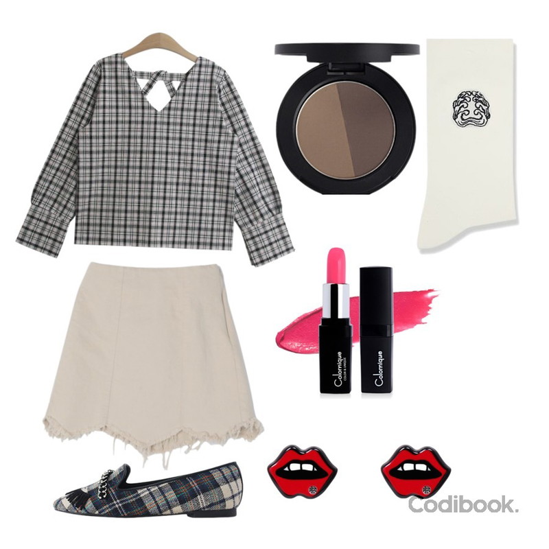 LOVELY SHOES 카라멜 플랫슈즈 1cm,DORA 러프코튼SK,TODAY ME 플랑 체크 블라우스등을 매치한 코디
