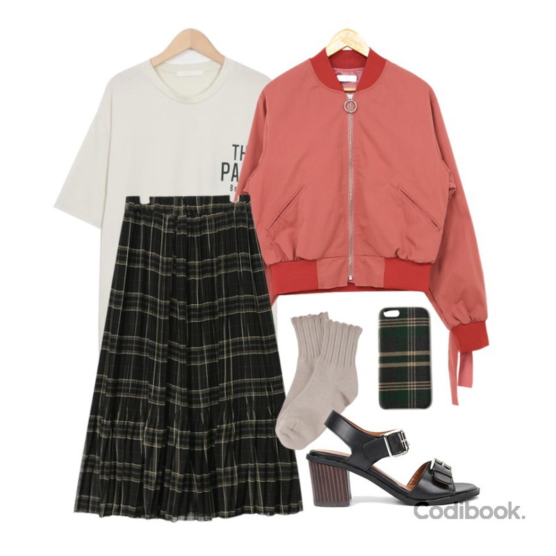 AIN check pleats banding long skirt (2 colors),PSYCHOSHOP 리본 포인트 블루종 (2color),From Beginning Park boxy round T_H (size : free)등을 매치한 코디