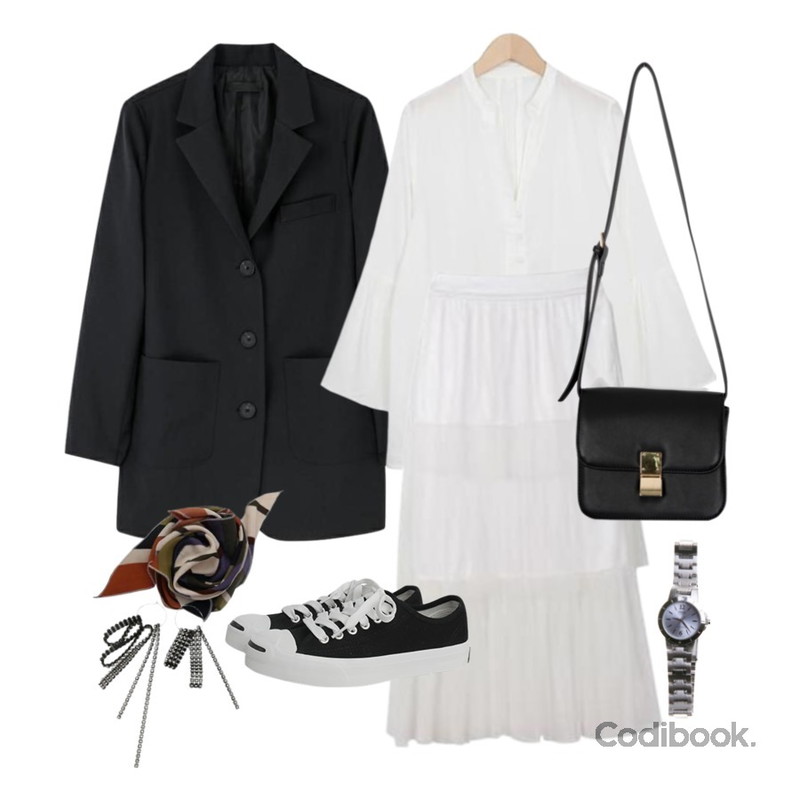 MIXXMIX 포스트 세트,GARCONNE 샤샤샤 캉캉스커트,From Beginning Rush bell sleeve blouse_H (size : free)등을 매치한 코디