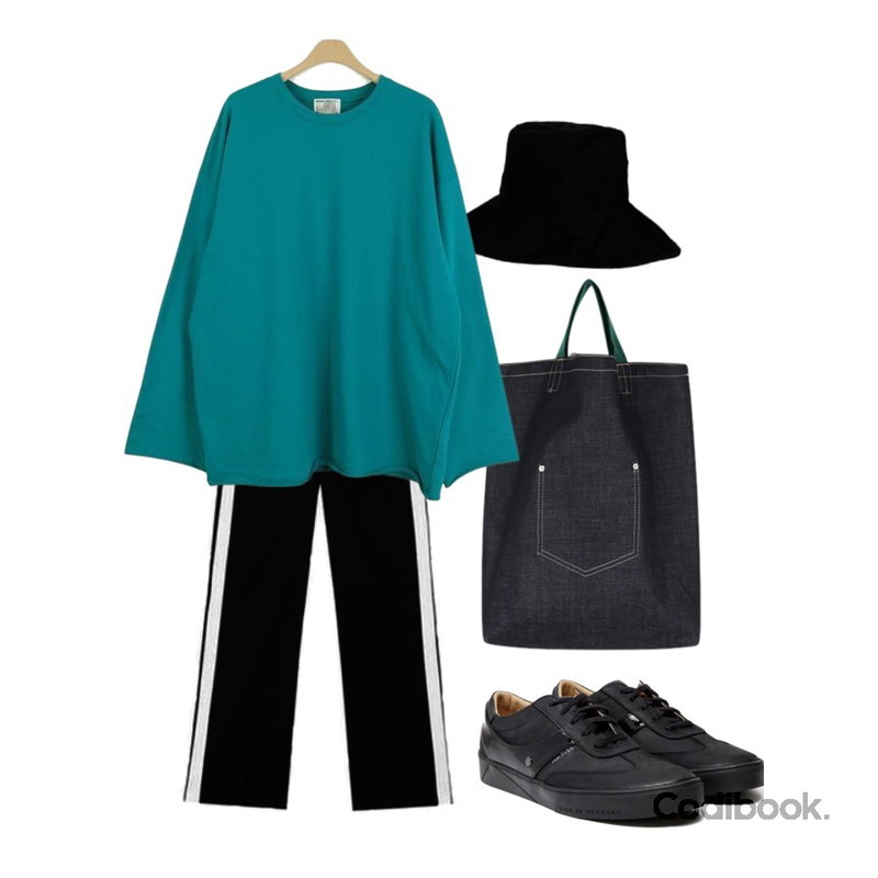 daily monday Casual denim tote bag,biznshoe Cotton bucket hat (2color),AIN FRESH A track slacks 등을 매치한 코디