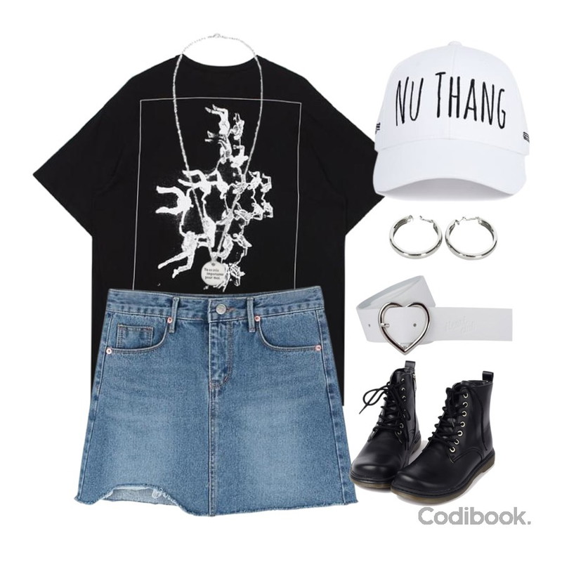 BANHALA 클라렌 슈즈,biznshoe Back printing boxy tee (2color),daily monday Damage cutting denim skirt등을 매치한 코디