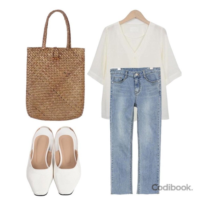 From Beginning Enamel sling-back heel_S (size : 230,235,240,245,250),From Beginning Corn vintage half blouse_H (size : free),common unique [BOTTOM] DENIM SPAN SLIM PANTS등을 매치한 코디