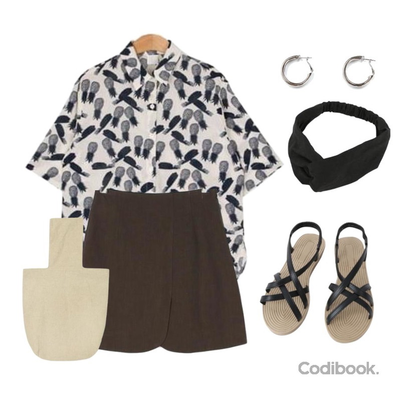 MESMIN 파인애플 반팔 nb (2color),myblin 더블 X 스트링 샌들,daily monday Linen lip mini skirt등을 매치한 코디
