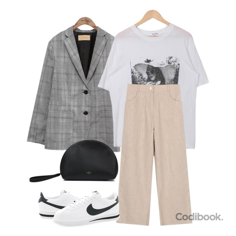 biznshoe Loose linen long slacks,GARCONNE 헬렌 프린팅티셔츠,common unique [OUTER] 2 TYPE BOBO TAILORED JACKET등을 매치한 코디