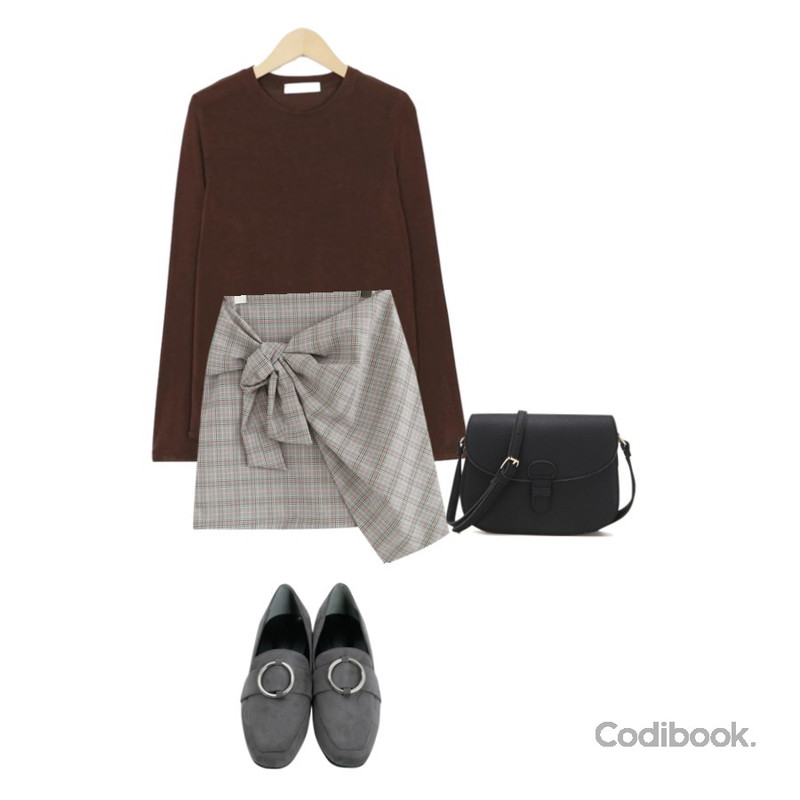 From Beginning Sweat ring buckle loafer_M (size : 225,230,235,240,245,250),common unique [SKIRT] RIBBON WRAP CHECK SKIRT,From Beginning Silket soft basic T_H (size : free)등을 매치한 코디