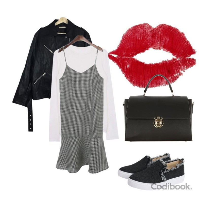 red rip,biznshoe Slim long sleeve top (4color),DOOP 뉴문 라이더 자켓등을 매치한 코디