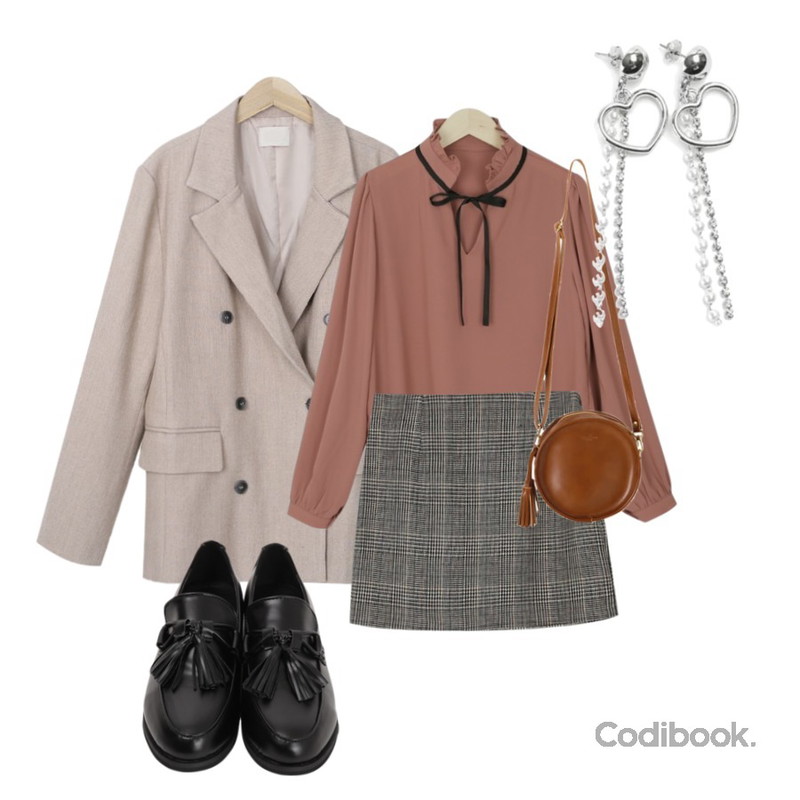 myblin 프릴 하이넥 리본 블라우스 (3color),BANHARU glen check mini skirt,myblin 멜란지 더블버튼 자켓등을 매치한 코디