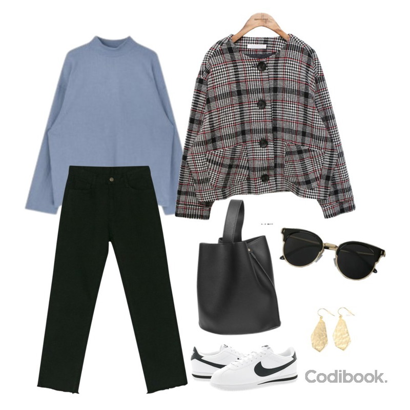 common unique [OUTER] HOUND CHECK ROUND SHORT COAT,BANHARU napping straight cotton pants,MIXXMIX 서울 와이드 하이넥등을 매치한 코디