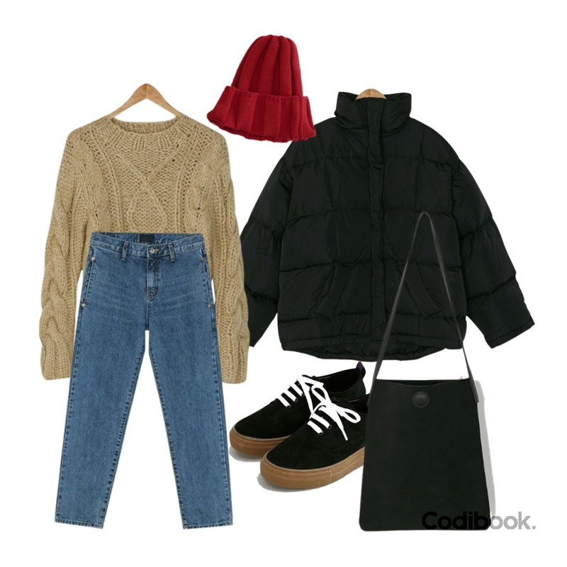 BANHARU basic duck down padding jumper,BANHARU [hand made] dia round neck knit,BANHARU same straight pants등을 매치한 코디