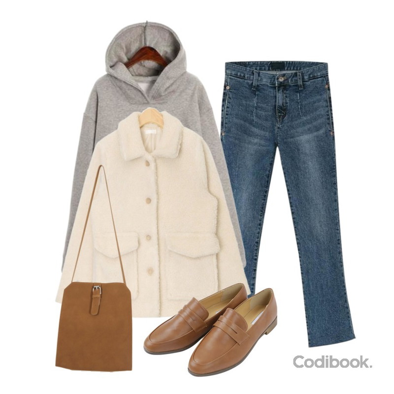 BANHARU side pocket crop jean,AIN dinky bumble jumper,ROCOSIX semi crop hoodie t-shirts (napping)등을 매치한 코디