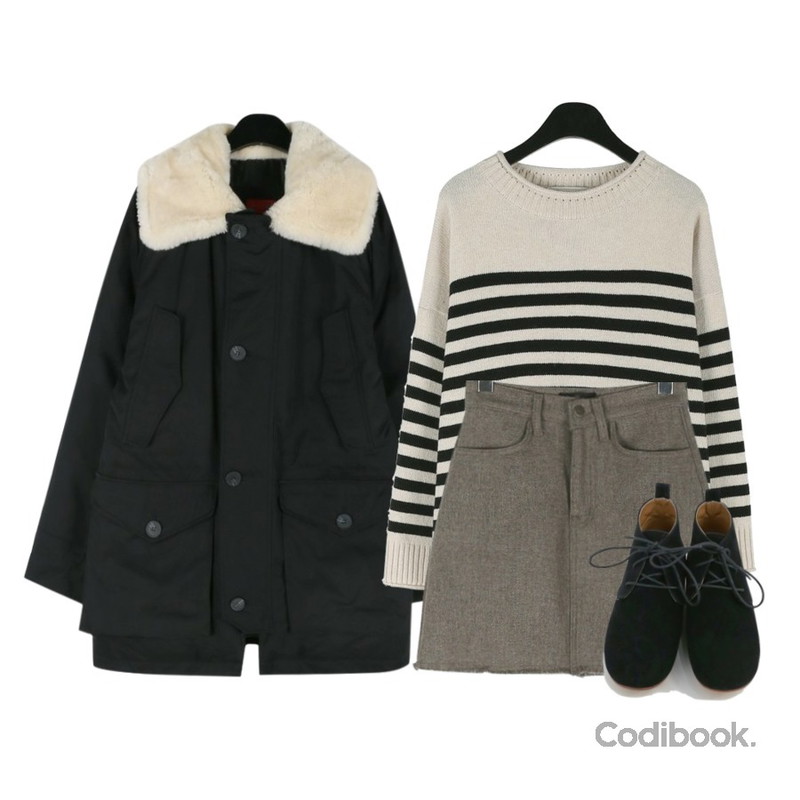 daily monday Unisex duck down jumper,daily monday Round loose-fit wool knit,daily monday Simple wool mini skirt등을 매치한 코디