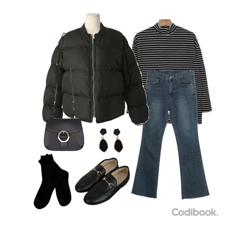 Zemma World Music-기모터틀티셔츠[size:44~통통66 / 2color],Reine 플루 숏 패딩 점퍼,ROCOSIX common crop denim PT등을 매치한 코디
