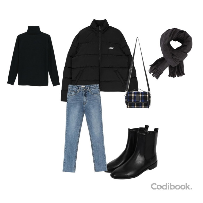 biznshoe Banding ankle boots,MIXXMIX Logo Short Padding,BANHARU light blue slim straight pants등을 매치한 코디