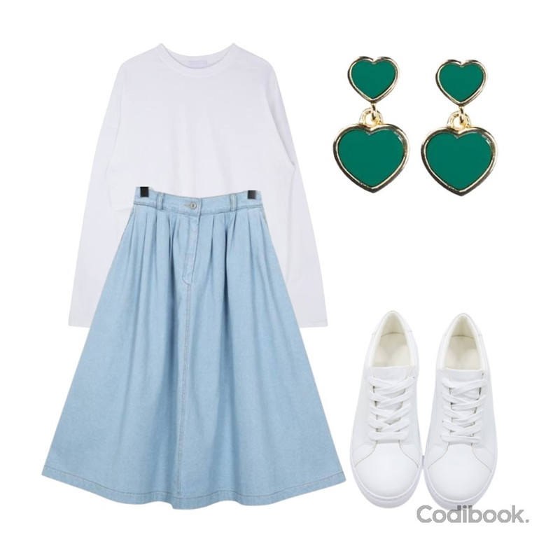 MIXXMIX 언밸런스 롱슬리브 티셔츠,From Beginning Niko cotton flare skirt_M (size : free),TWEE Toy heart earring등을 매치한 코디