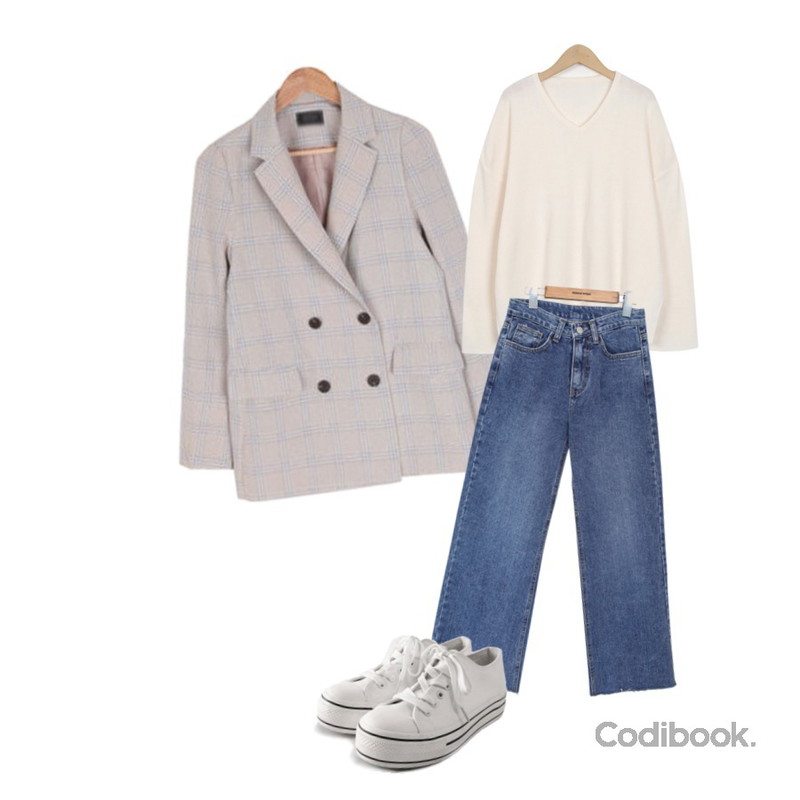 common unique [BOTTOM] NATURAL CUT WIDE DENIM PANTS,BULLANG GIRL 진짜너뿐이야JK,From Beginning Mild v-neck slit knit_S (size : free)등을 매치한 코디