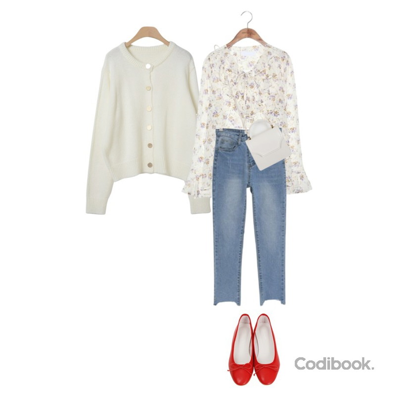 OBBANG STYLE 바닐라 골드버튼 라운드넥가디건,common unique [TOP] FREESIA CHIFFON FRILL TIE BLOUSE,MESMIN 언발 컷팅 데님팬츠등을 매치한 코디